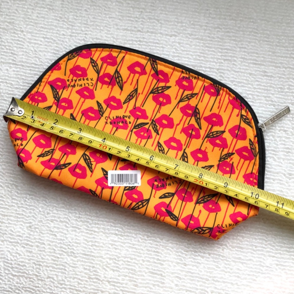 🎁Pick 5 for $25🎁 Clinique x Donald limited edition makeup bag - Picture 5 of 7